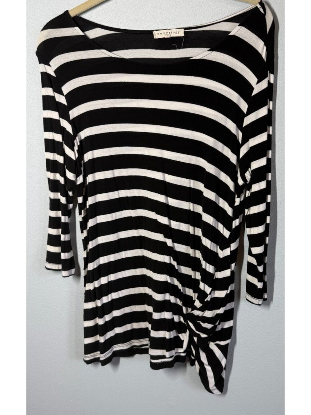 Retrology Womens Medium Black/White Striped Knot Front‎ Knit Top Casual Coastal